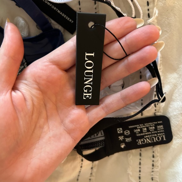 Lounge bra bundle ✨ 30c ✨ BNWT - Picture 3 of 3